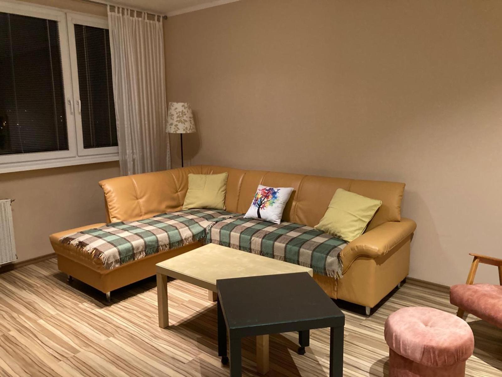 Apartman Hodonin 7 7 7 2 3 4 1 9 4 Ngoại thất bức ảnh
